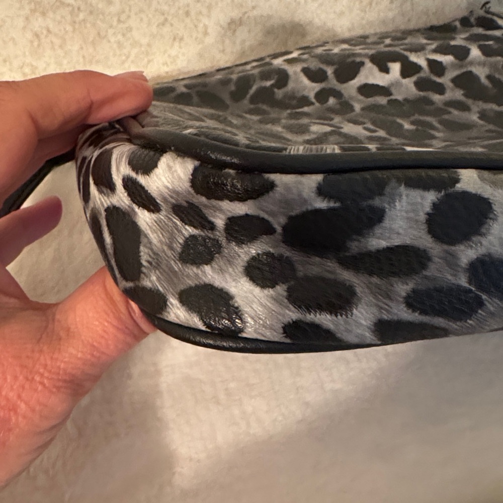 APT 9 Kohl’s Stylish Black and Gray Leopard Print Women's Bag - Picture 5 of 9